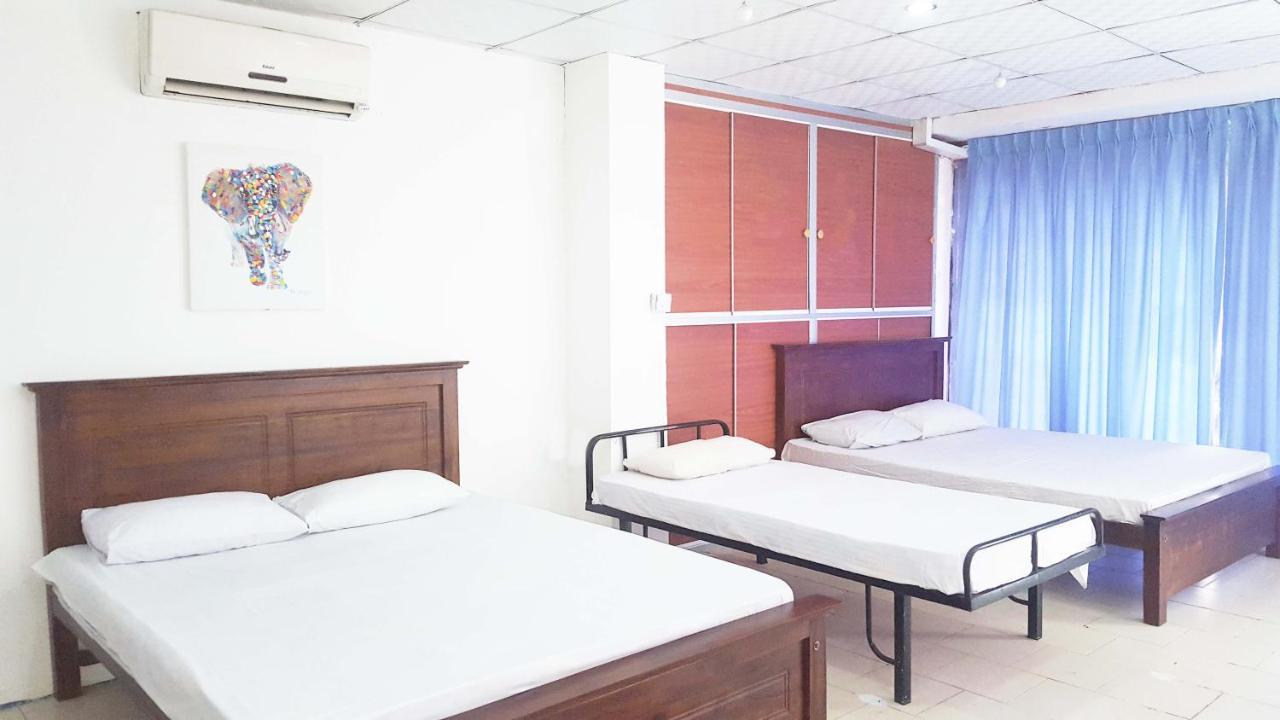 Hôtel The Beehive Colombo Extérieur photo